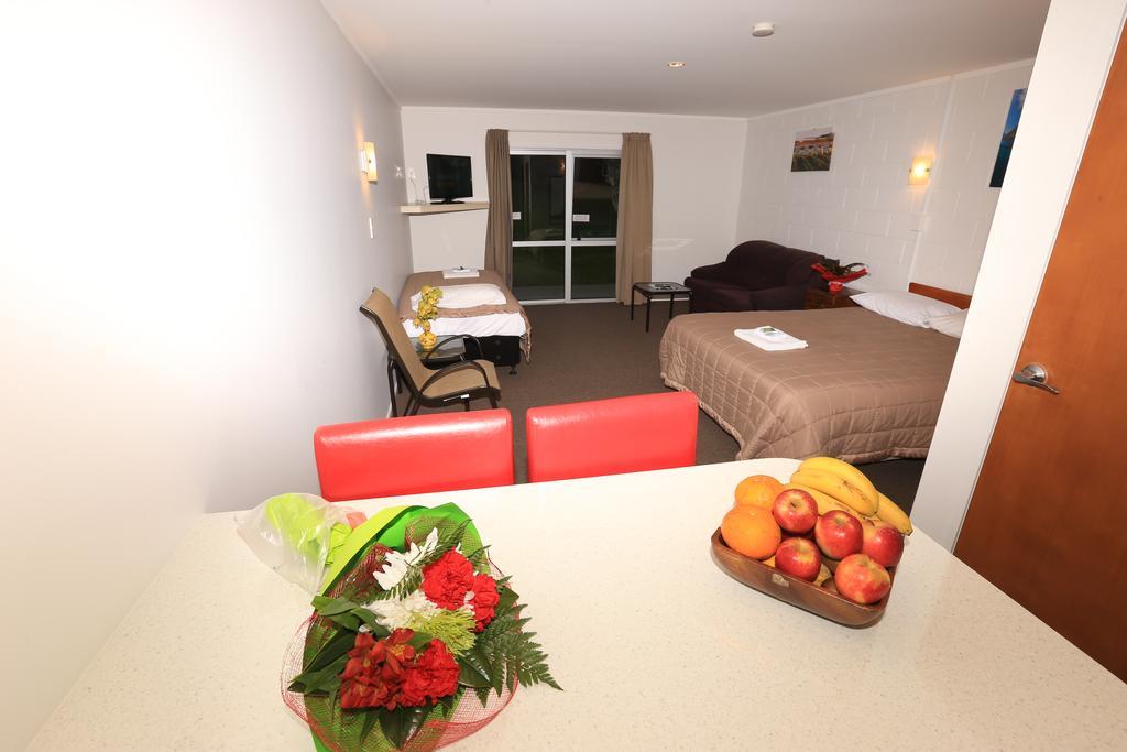 Waiuku Motel Ngoại thất bức ảnh