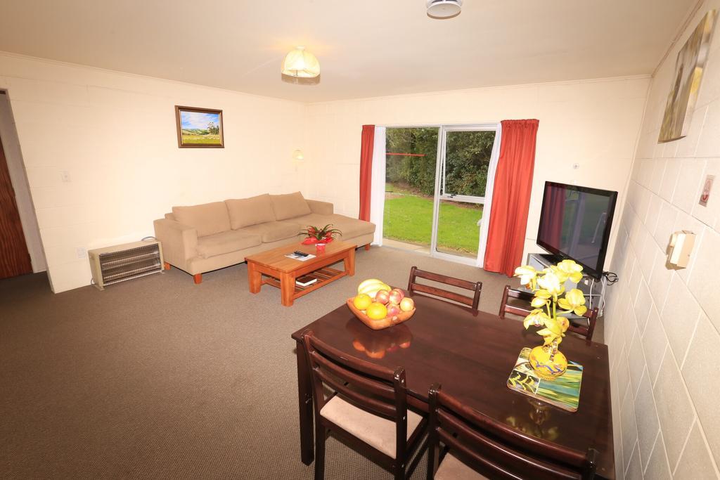 Waiuku Motel Ngoại thất bức ảnh